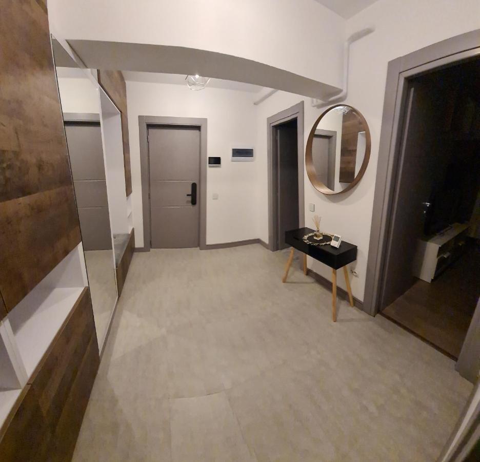 Iulius Maison Jolie Iasi Exterior foto